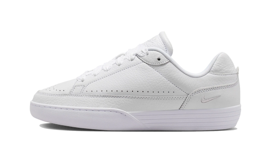 Overkicks - Nike Tennis Centre White (Womens) (IM5955-101) - vista lateral