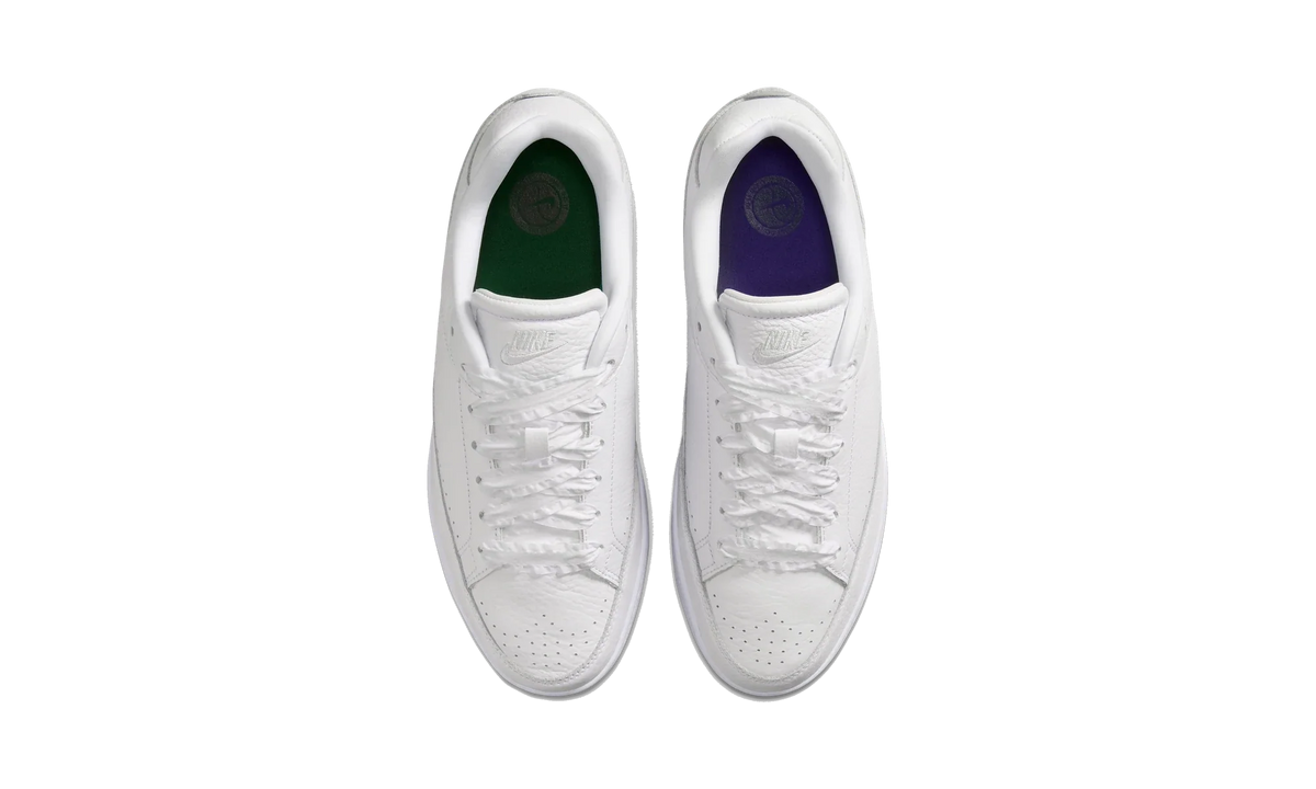 Overkicks - Nike Tennis Centre White (Womens) (IM5955-101) - vista superior
