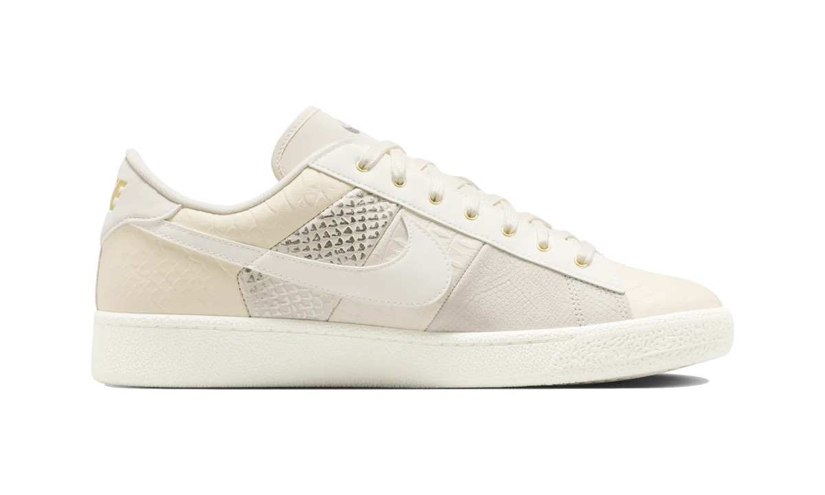 Overkicks - Nike Tennis Classic CS PRM WTCH BND Pale Ivory (IQ5786-100) - detalle suela