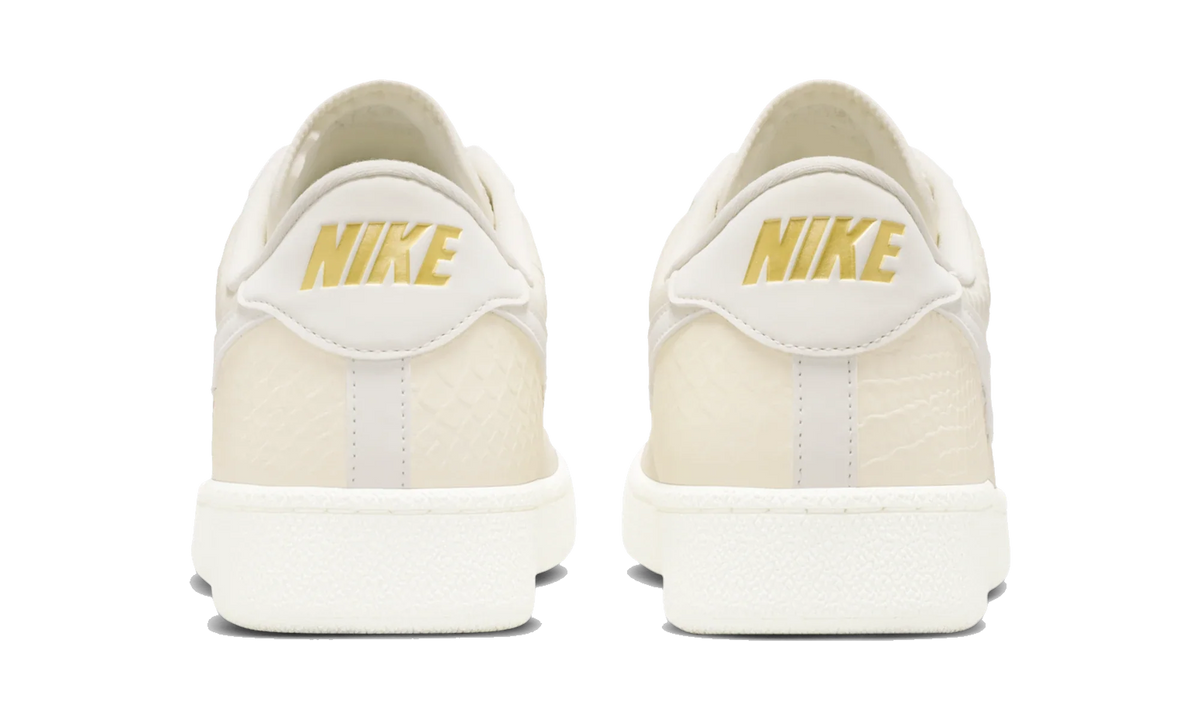 Overkicks - Nike Tennis Classic CS PRM WTCH BND Pale Ivory (IQ5786-100) - detalle talon