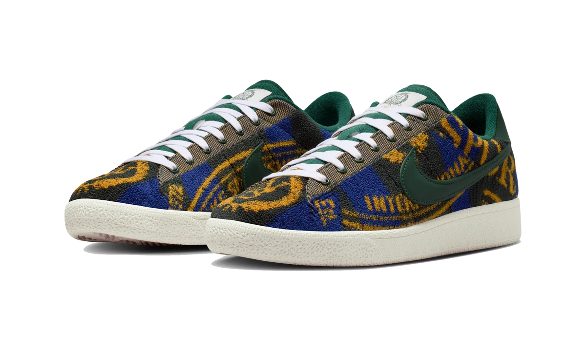 Overkicks - Nike Tennis Classic Premium Fir White Sail (IR1114-300) - vista trasera
