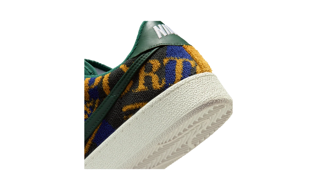 Overkicks - Nike Tennis Classic Premium Fir White Sail (IR1114-300) - detalle