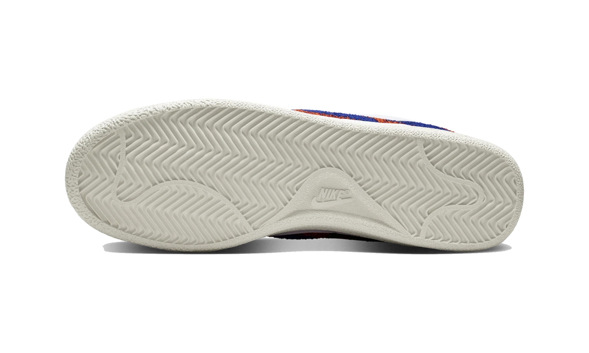 Overkicks - Nike Tennis Classic Premium White Sail Safety Orange (IV1293-100) - par completo