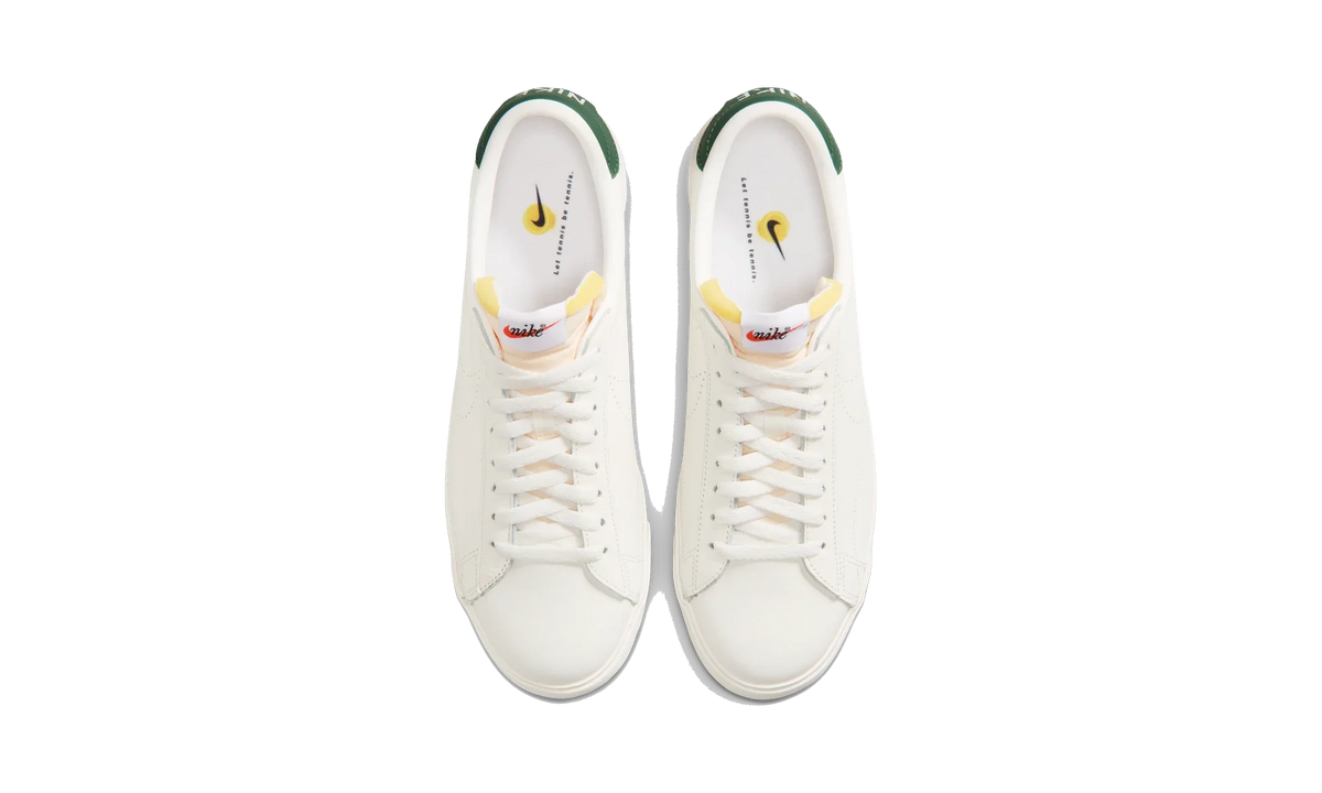 Overkicks - Nike Tennis Classic Sail Fir Team Orange (IO1738-133) - vista superior