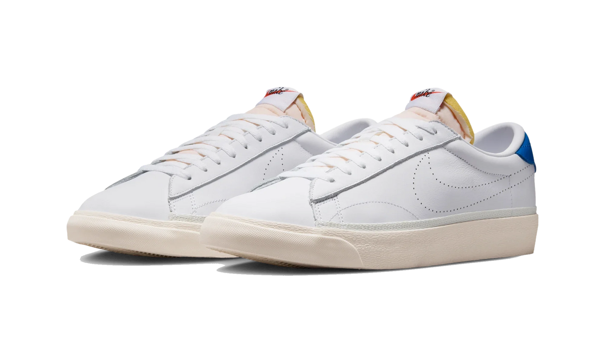 Overkicks - Nike Tennis Classic White Light Photo Blue (IO1738-100) - vista trasera