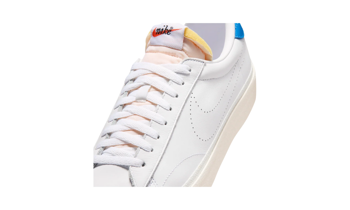 Overkicks - Nike Tennis Classic White Light Photo Blue (IO1738-100) - detalle lateral interior