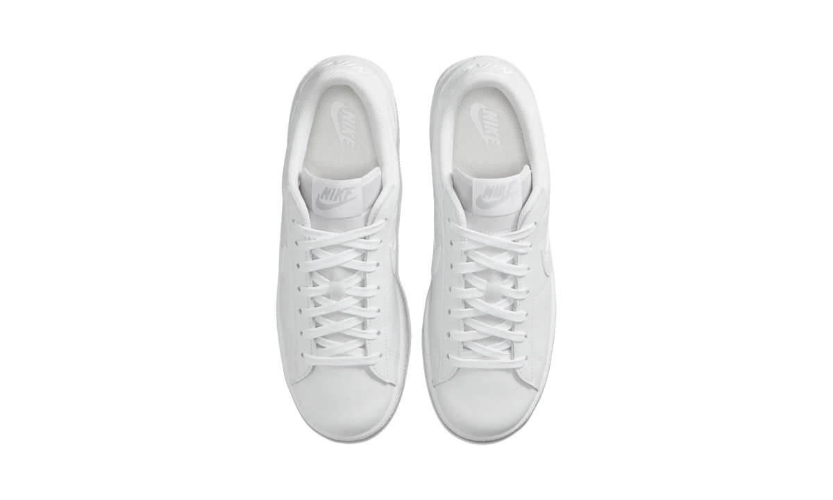 Overkicks - Nike Tennis Classic White (Womens) (IQ7387-107) - vista superior