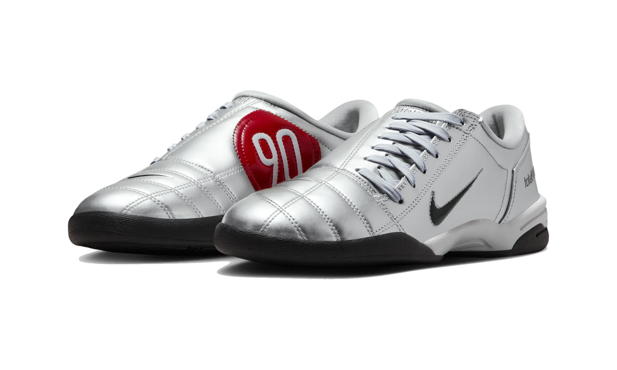 Overkicks - Nike Total 90 3 Metallic Silver Black (Womens) (IM7595-001) - vista trasera