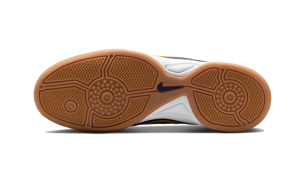 Overkicks - Nike Total 90 3 Patent Michigan (Womens) (IB5666-400) - par completo