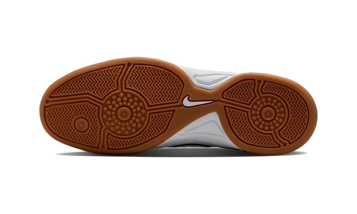 Overkicks - Nike Total 90 3 Patent White Black (IB5666-100) - par completo