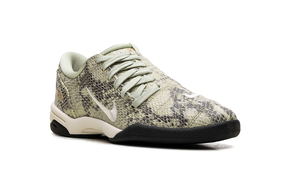 Overkicks - Nike Total 90 3 SE Olive Aura Snakeskin (IB4204-301) - detalle lateral interior