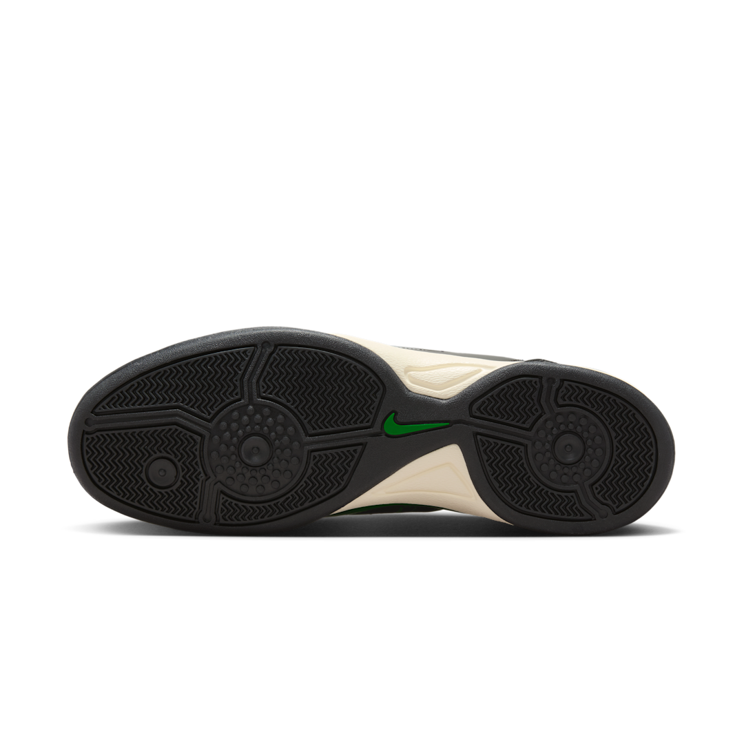 Overkicks - Nike Total 90 3 SP .SWOOSH Quit the Rage (IM7974-001) - detalle suela