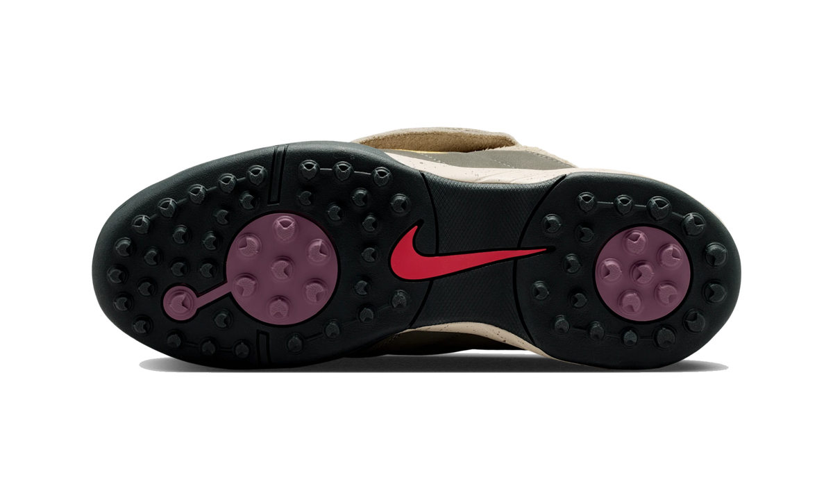 Overkicks - Nike Total 90 Mule Kids of Immigrants Khaki (IH4422-200) - par completo