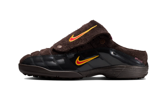 Overkicks - Nike Total 90 Mule Kids of Immigrants Velvet Brown (IH4422-201) - vista lateral