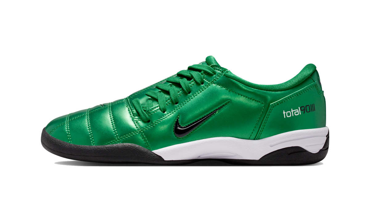 Overkicks - Nike Total 90 Pine Green (Womens) (IM7595-300) - vista lateral