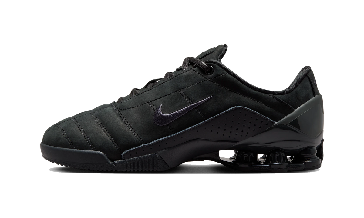 Overkicks - Nike Total 90 Shox Magia Black Anthracite (IO9934-001) - vista lateral