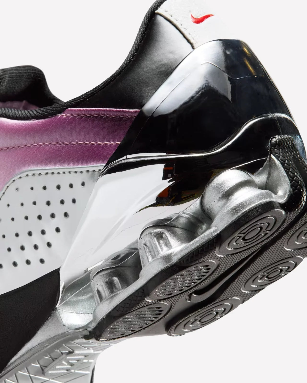 Overkicks - Nike Total 90 Shox Magia Forget-Me-Nots Shy Pink (IQ5683-601) - detalle talon