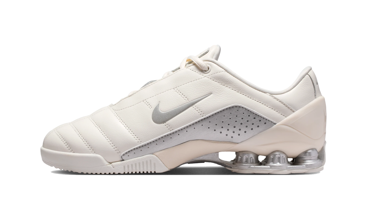 Overkicks - Nike Total 90 Shox Magia Sail Metallic Silver (IO9300-100) - vista lateral