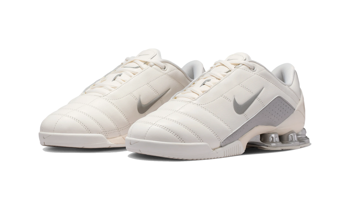 Overkicks - Nike Total 90 Shox Magia Sail Metallic Silver (IO9300-100) - vista trasera