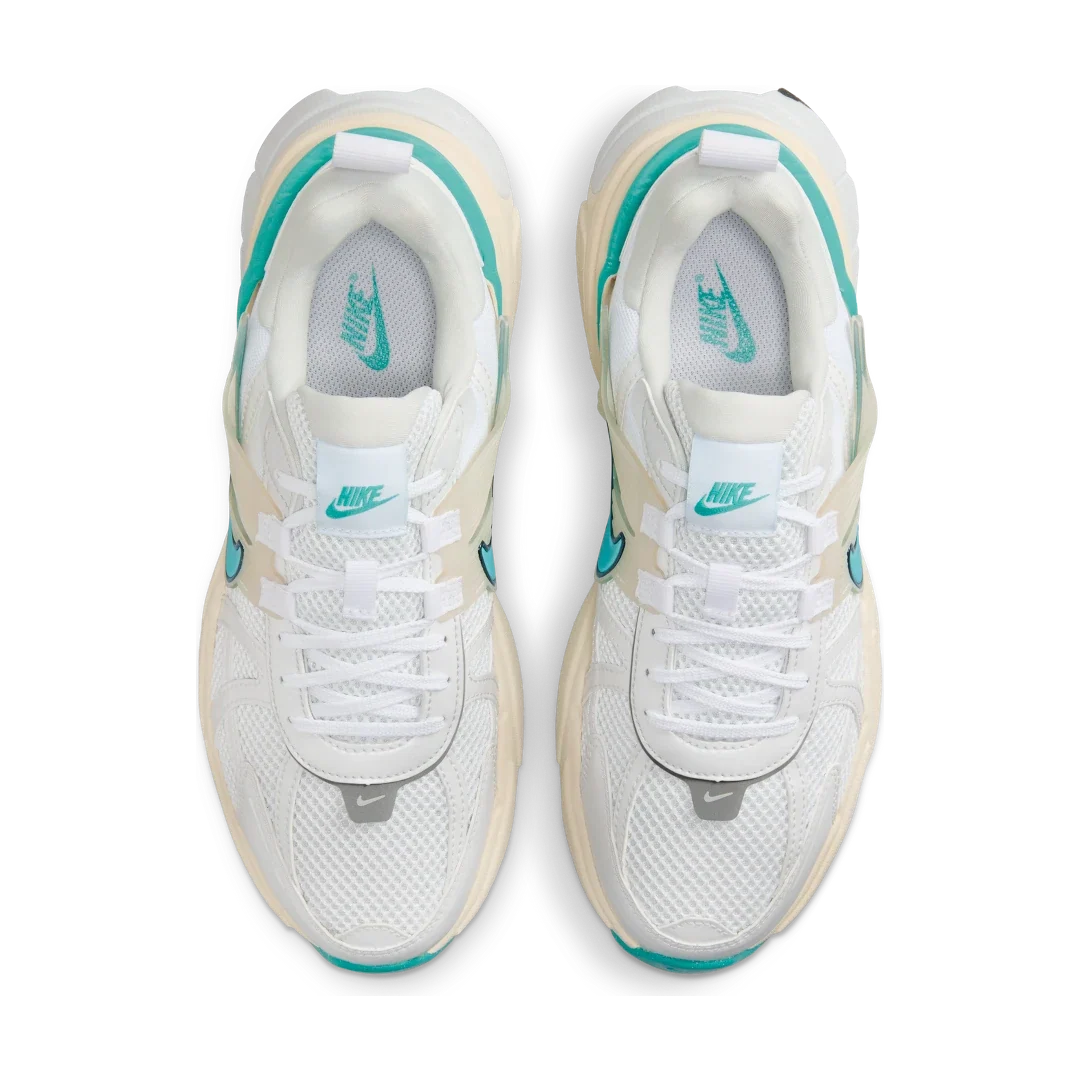 Overkicks - Nike V2K Run Dusty Cactus (Womens) (FD0736-105) - par completo