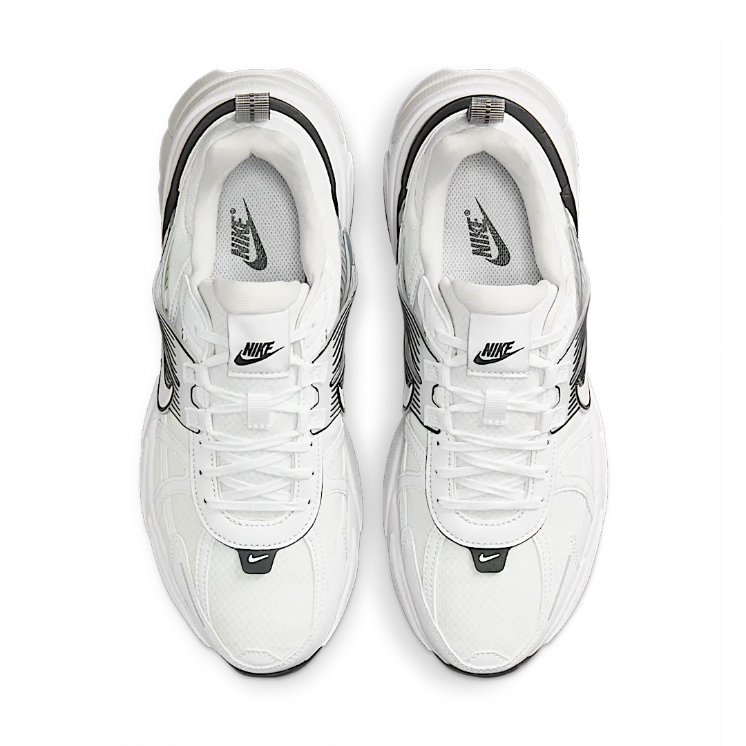 Overkicks - Nike V2K Run Summit White Platinum Tint (Womens) (HF5342-100) - par completo