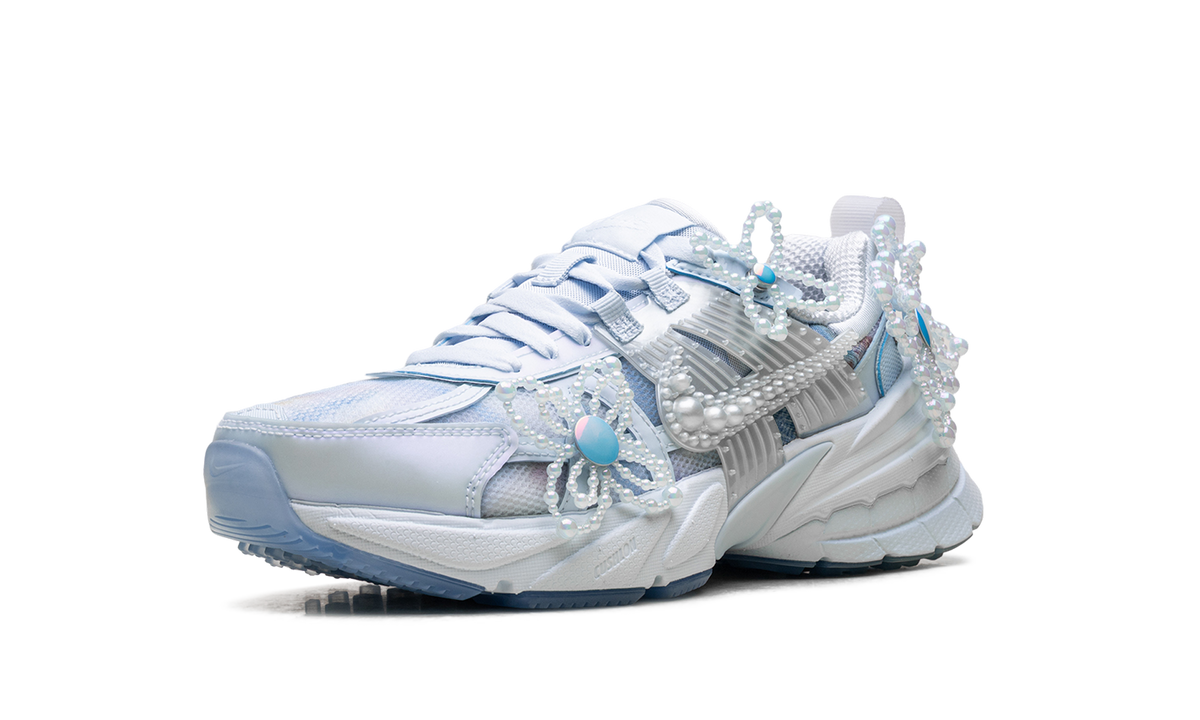 Overkicks - Nike V2K Run Susan Fang Artist Collection (Womens) (IB7426-400) - detalle suela