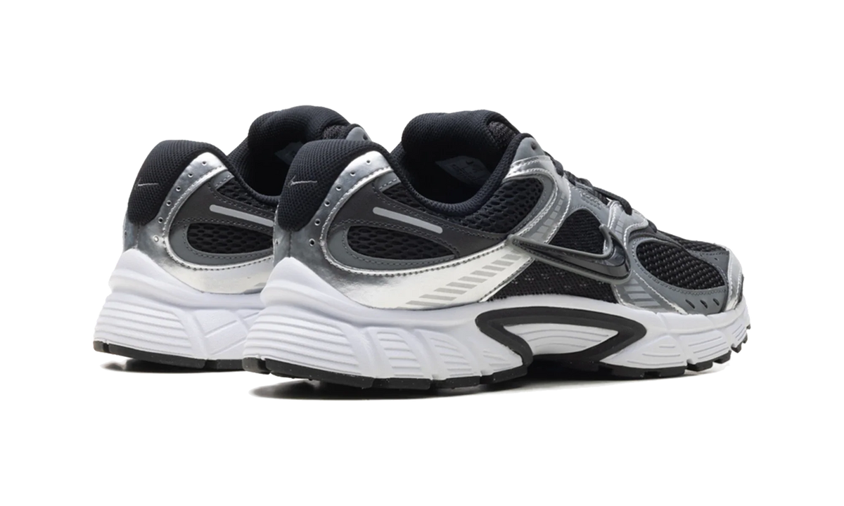 Overkicks - Nike V5 RNR Black Anthracite Smoke Grey (HJ5228-004) - par completo