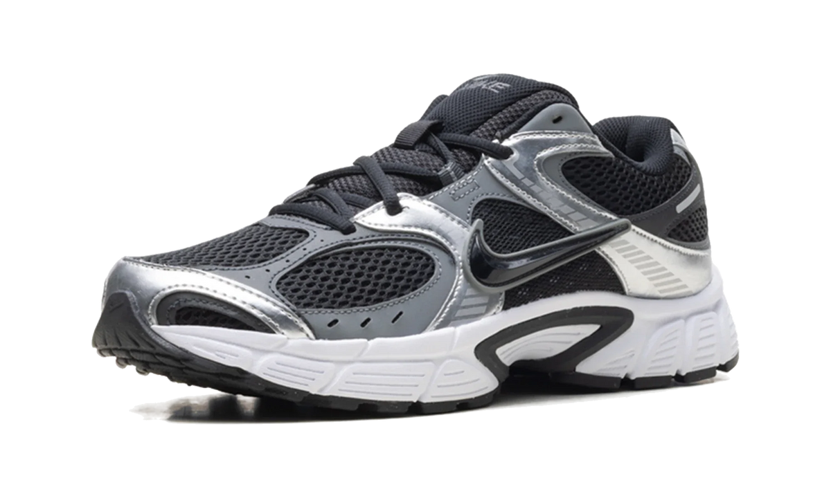 Overkicks - Nike V5 RNR Black Anthracite Smoke Grey (HJ5228-004) - detalle suela