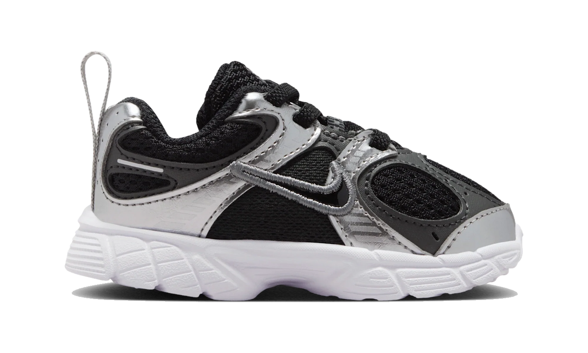 Overkicks - Nike V5 RNR Black Smoke Grey (TD) (IR2949-001) - imagen 4