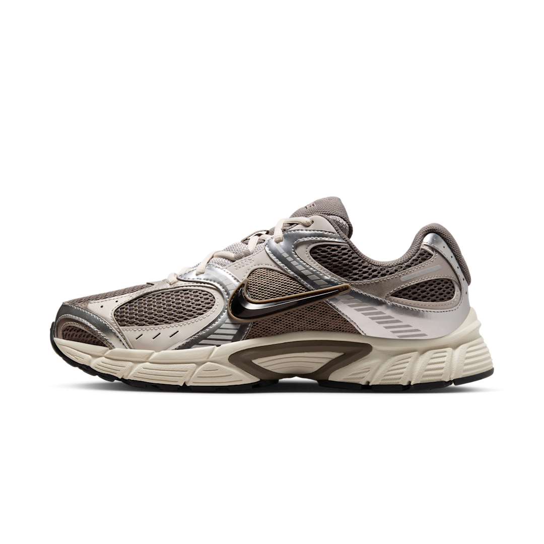 Overkicks - Nike V5 RNR Cave Stone Black (HJ5228-200) - vista lateral