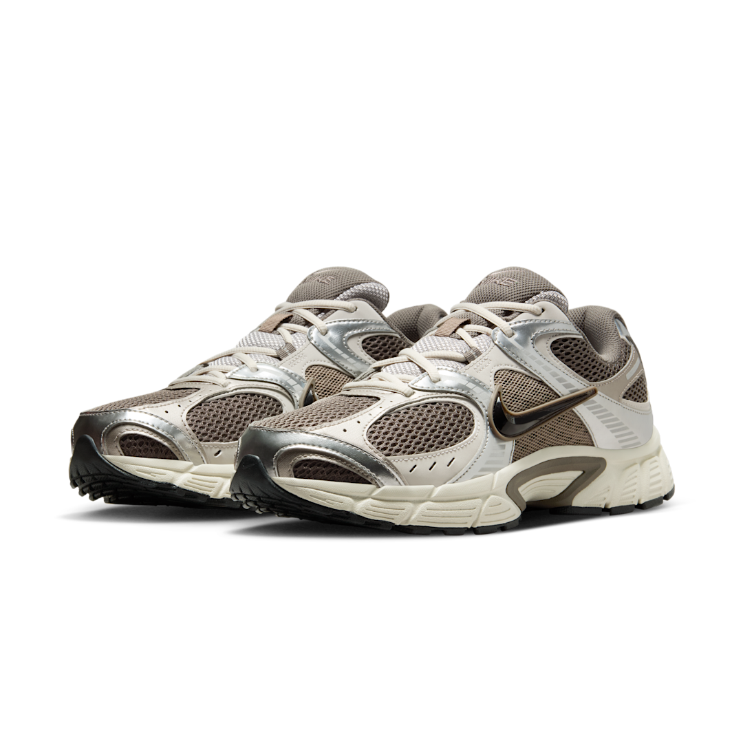 Overkicks - Nike V5 RNR Cave Stone Black (HJ5228-200) - vista trasera