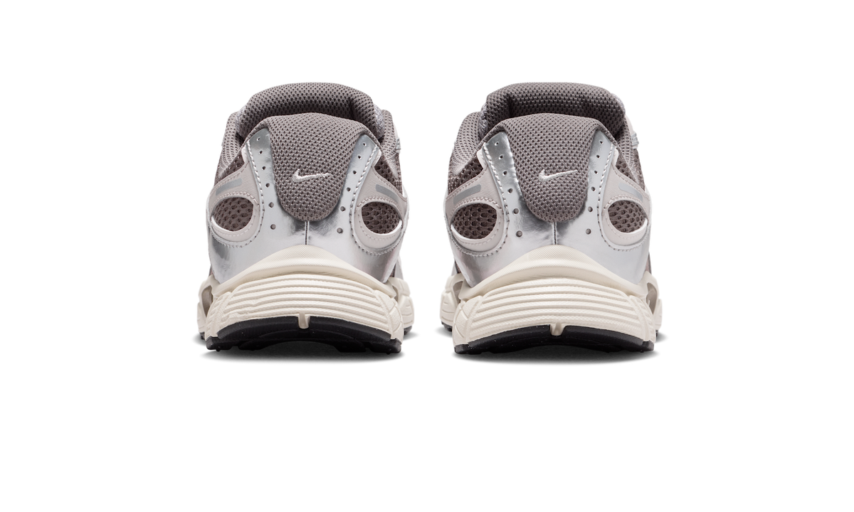 Overkicks - Nike V5 RNR Cave Stone College Grey Vast Grey Black (GS) (HQ6411-200) - imagen 6