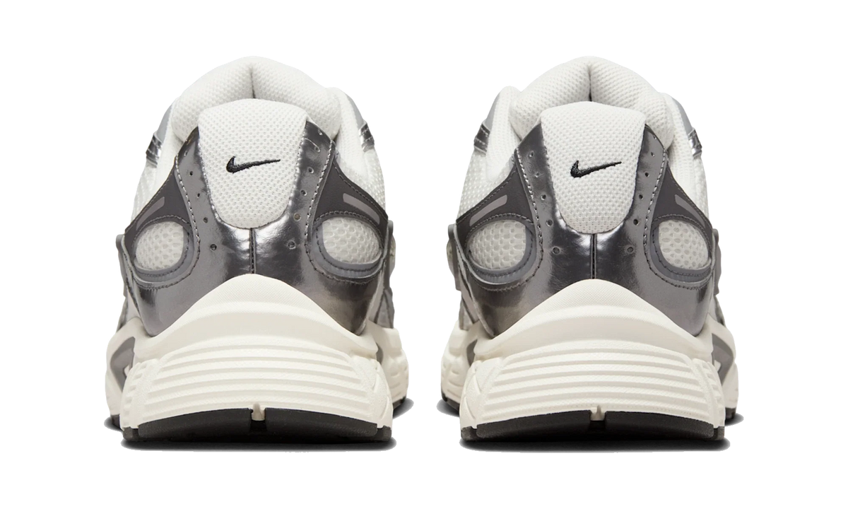 Overkicks - Nike V5 RNR Phantom Pencil Point (HJ5228-009) - detalle talon