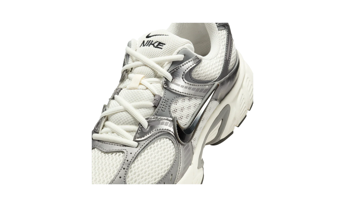 Overkicks - Nike V5 RNR Phantom Pencil Point (HJ5228-009) - detalle lateral interior