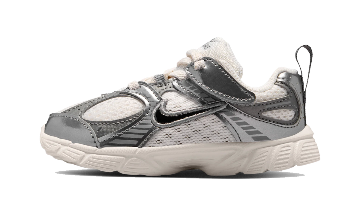 Overkicks - Nike V5 RNR Phantom Pencil Point (TD) (HQ6413-003) - vista lateral