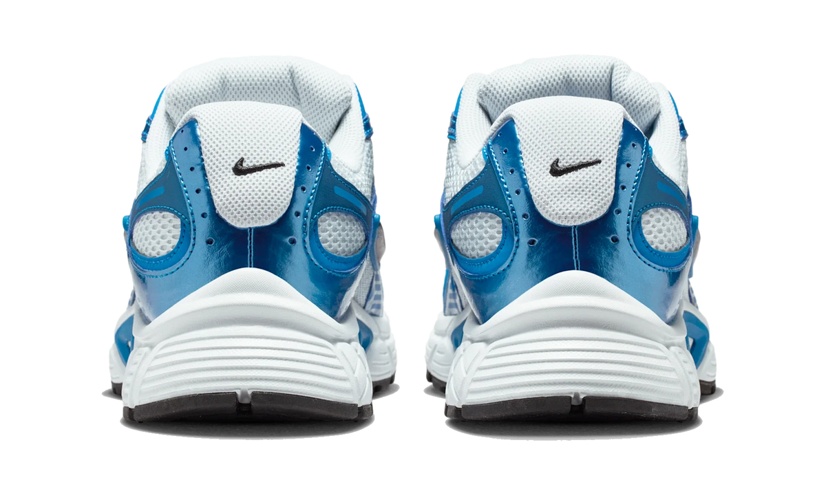 Overkicks - Nike V5 RNR Pure Platinum Brilliant Blue (HJ5228-010) - detalle talon