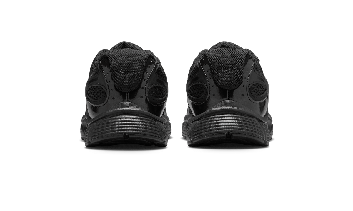 Overkicks - Nike V5 RNR Triple Black (GS) (HQ6411-002) - imagen 6