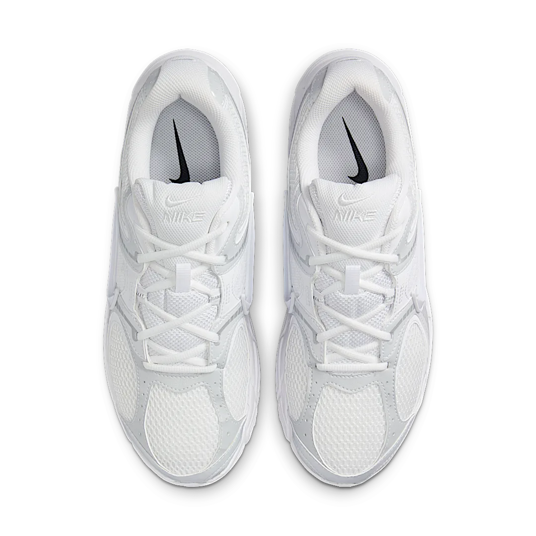Overkicks - Nike V5 RNR White Black Metallic Silver (HJ5228-101) - par completo