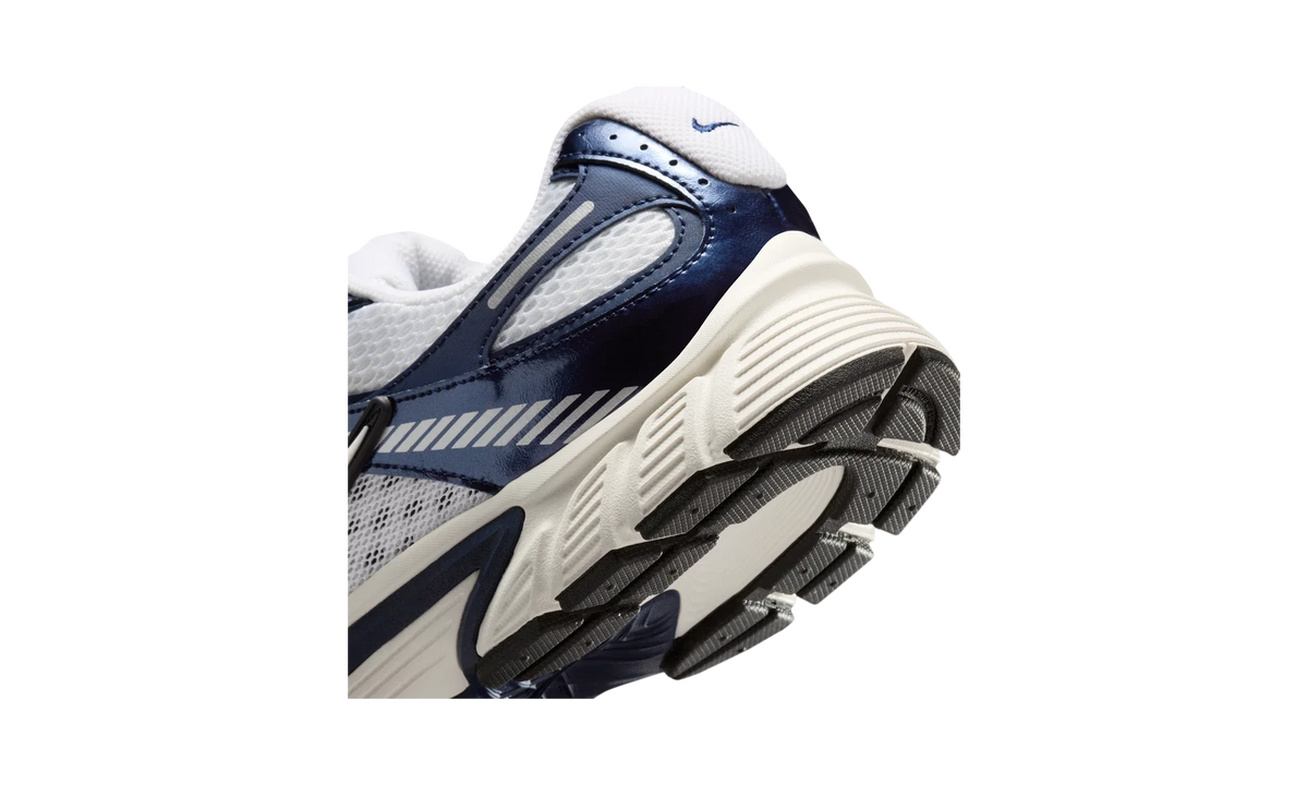 Overkicks - Nike V5 RNR White Midnight Navy (HJ5228-109) - detalle