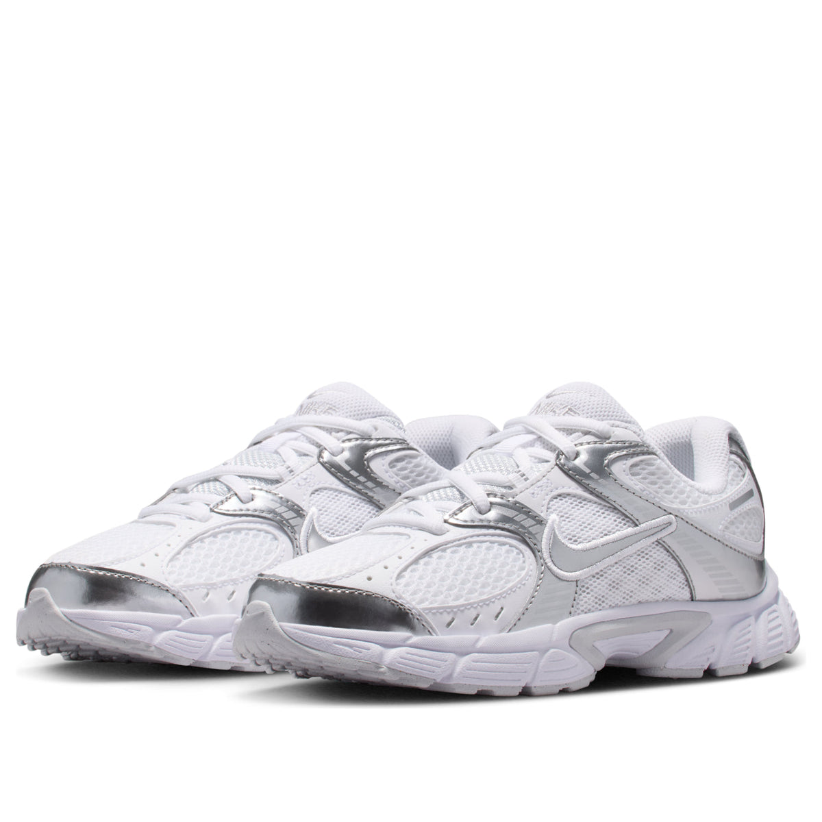 Overkicks - Nike V5 RNR White Pure Platinum Metallic Silver (GS) (HQ6411-103) - imagen 4