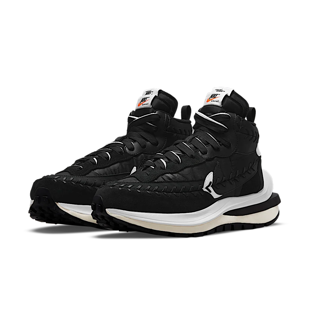 Overkicks - Nike Vaporwaffle sacai Jean Paul Gaultier Black White (DH9186-001) - vista trasera