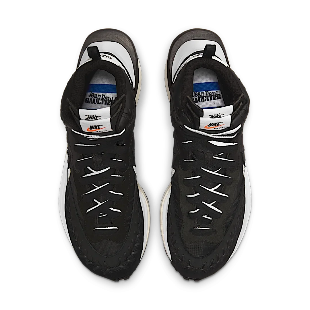 Overkicks - Nike Vaporwaffle sacai Jean Paul Gaultier Black White (DH9186-001) - par completo