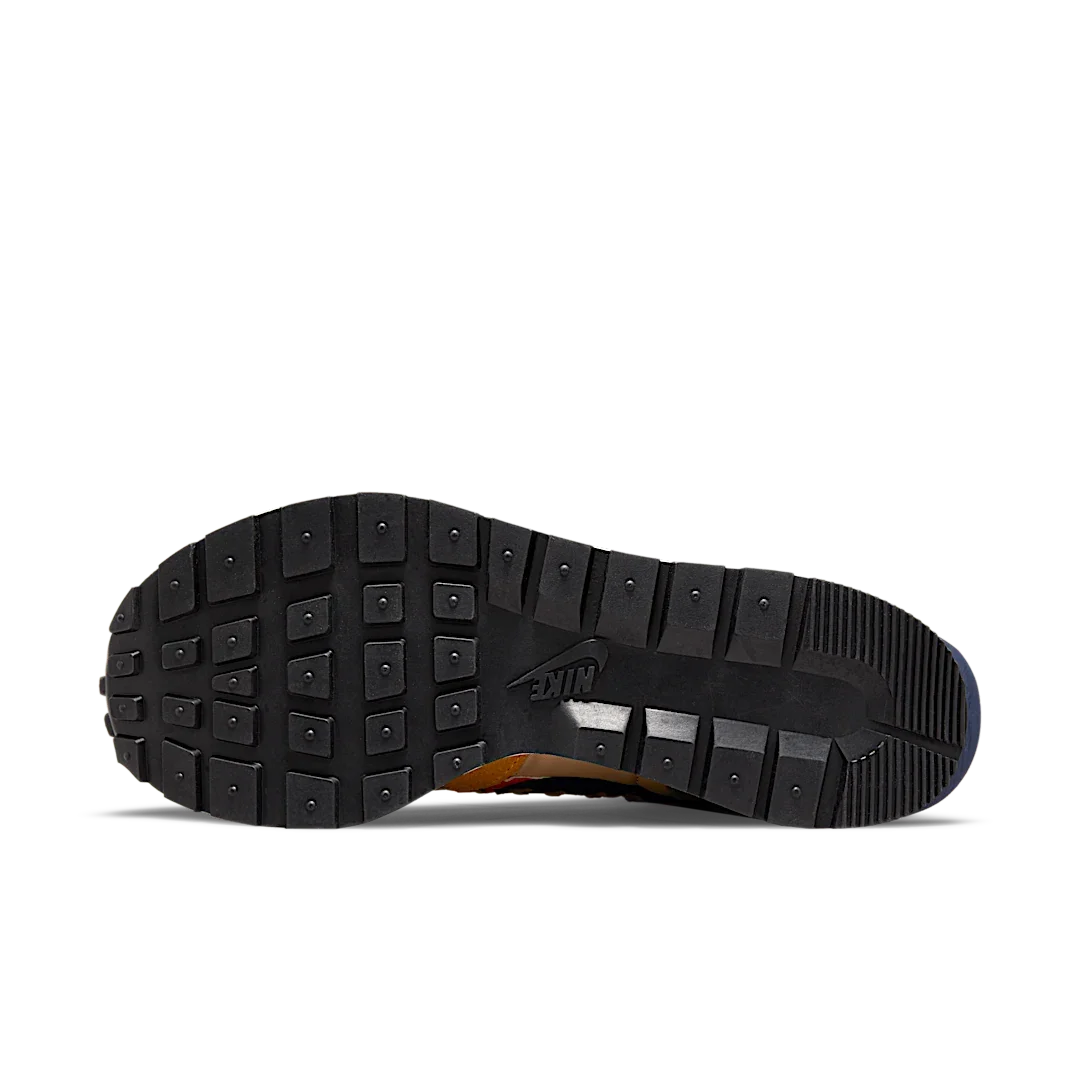 Overkicks - Nike Vaporwaffle sacai Jean Paul Gaultier Sesame Blue (DH9186-200) - detalle suela