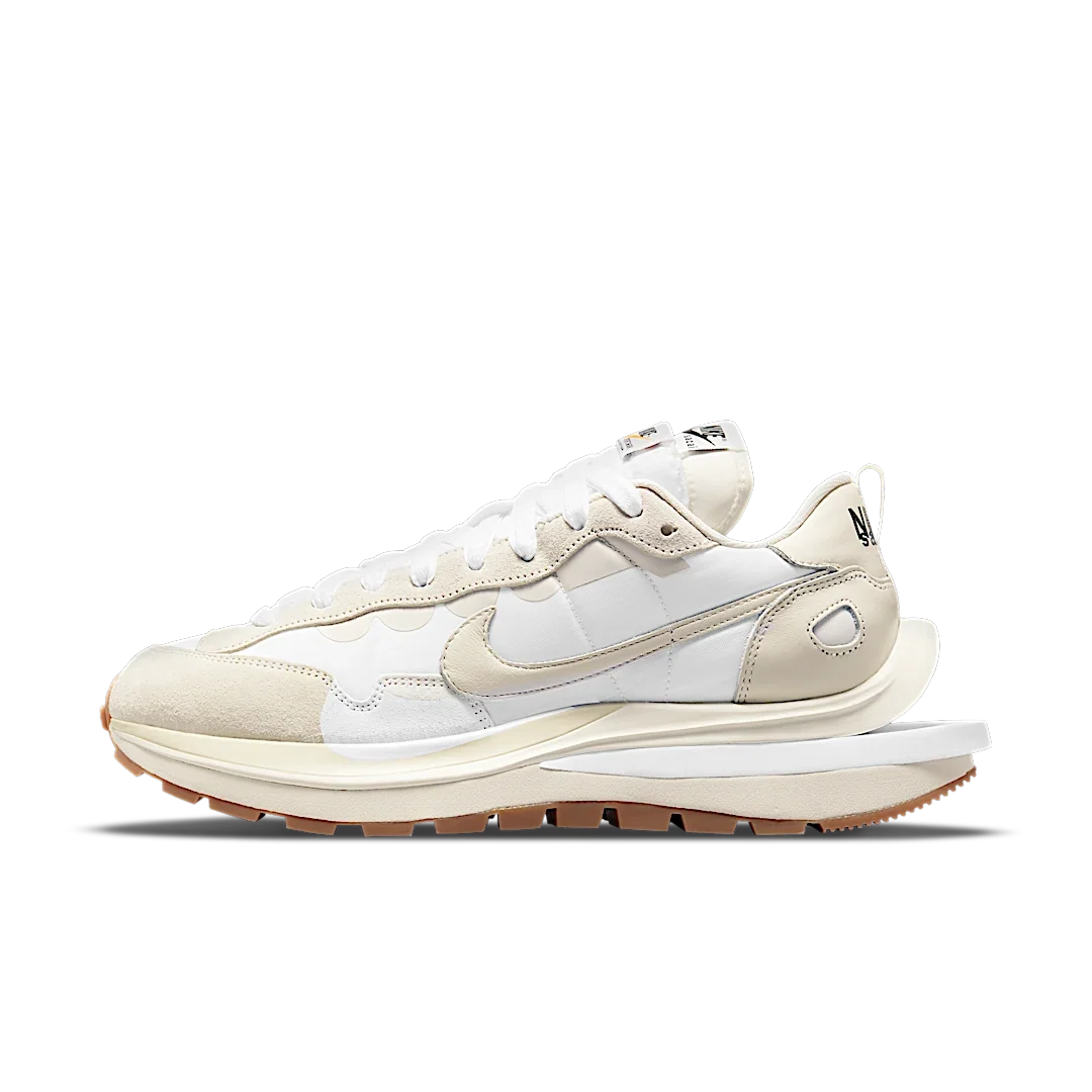 Overkicks - Nike Vaporwaffle sacai Sail Gum (DD1875-100) - vista lateral