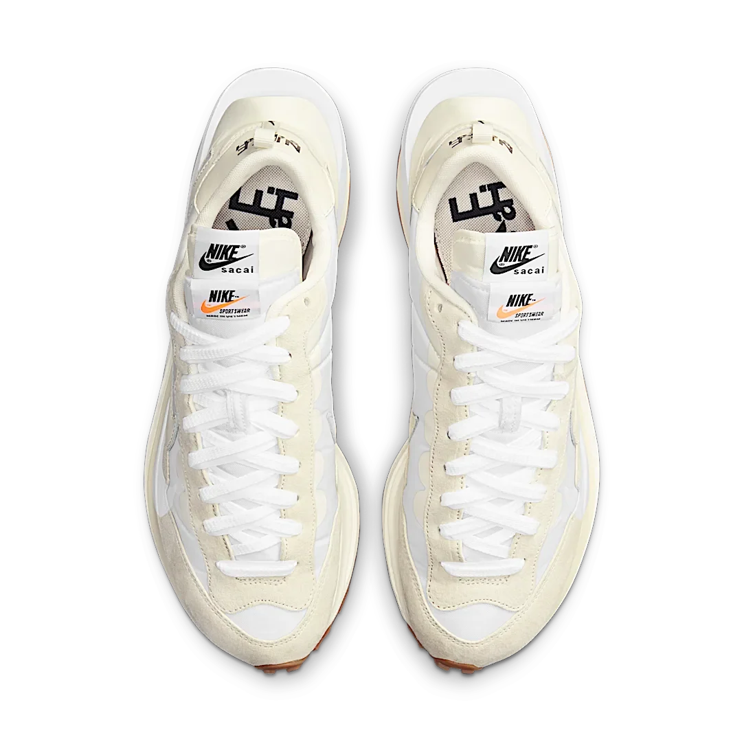 Overkicks - Nike Vaporwaffle sacai Sail Gum (DD1875-100) - par completo