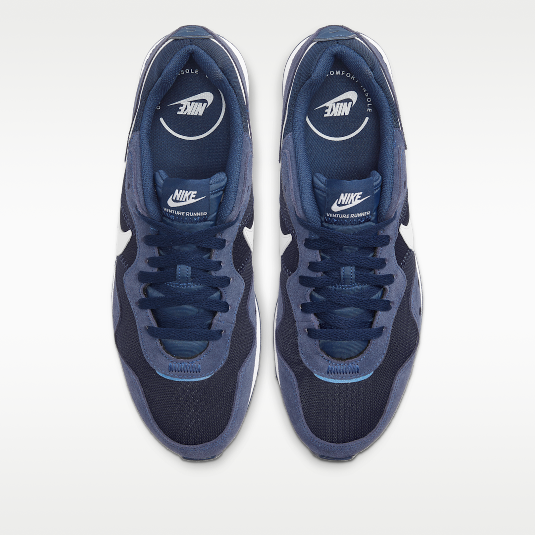 Overkicks - Nike Venture Runner Midnight Navy (CK2944-400) - par completo