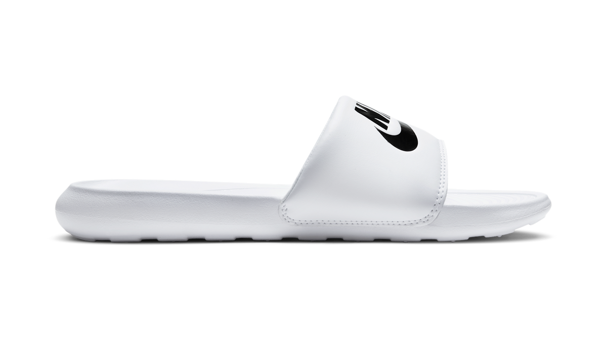 Overkicks - Nike Victori One White Black White (Womens) (CN9677-100) - detalle suela
