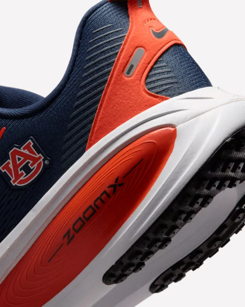 Overkicks - Nike Vomero 18 Auburn (IQ6864-400) - detalle suela