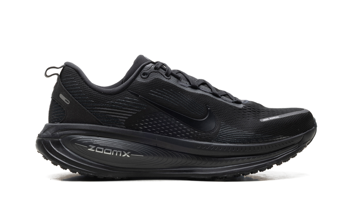 Overkicks - Nike Vomero 18 Black Dark Smoke Grey Light Smoke Grey (HM6803-005) - vista superior
