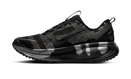 Overkicks - Nike Vomero 18 Disrupt Pack (IQ3925-001) - vista lateral